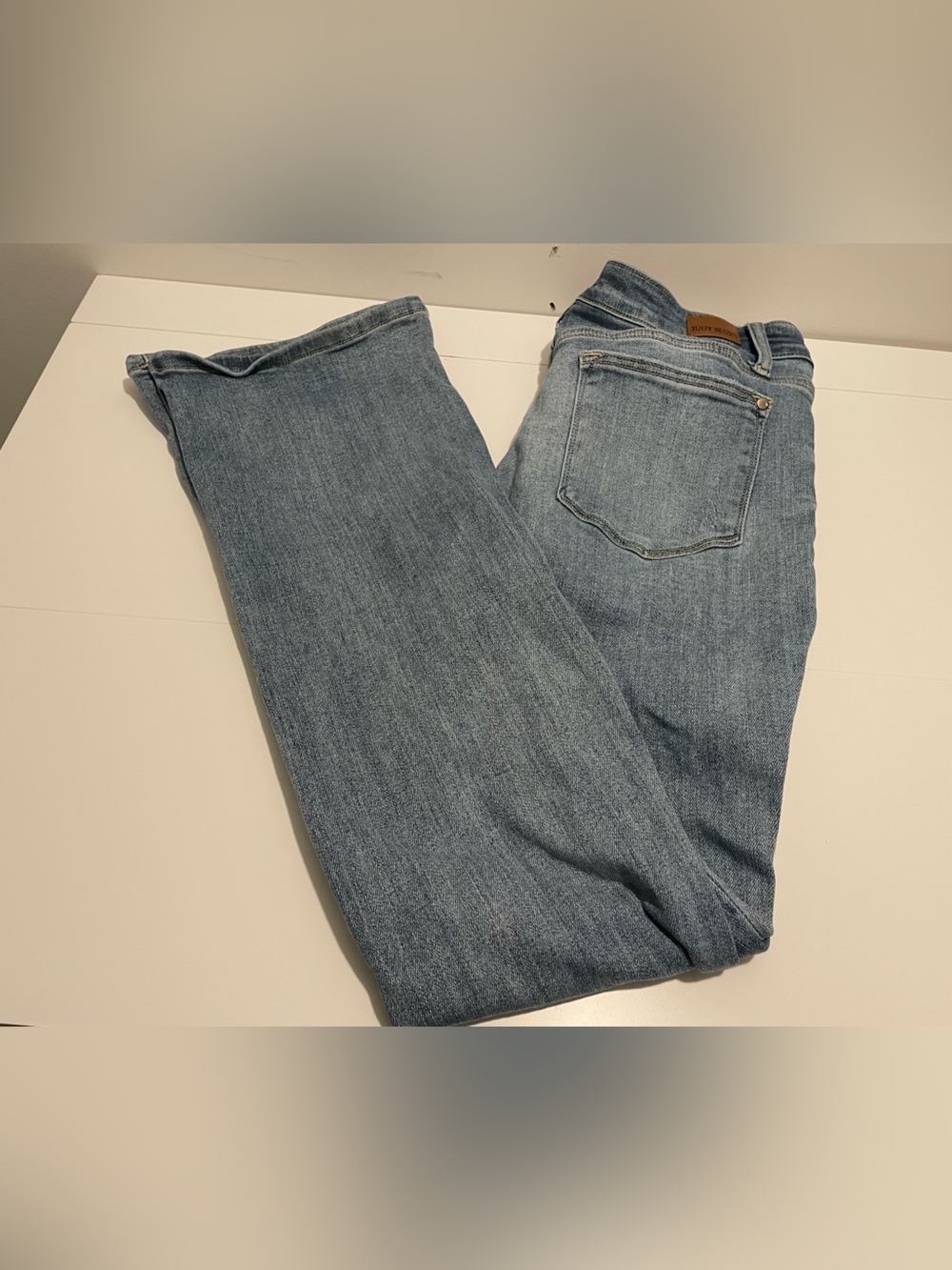 Judy Blue Brand Junior's size 15/32 Bootcut Light Wash Denim Jeans